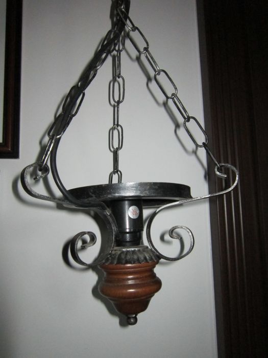 candelabru fier forjat si lemn, vintage Germania - lungime ajustabila