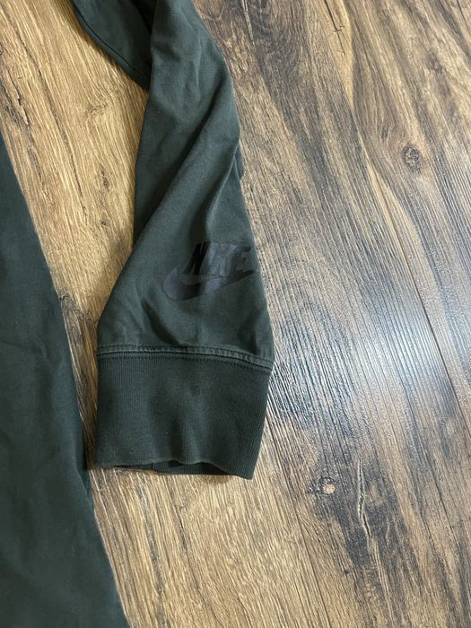 Nike Tee Feill size M
