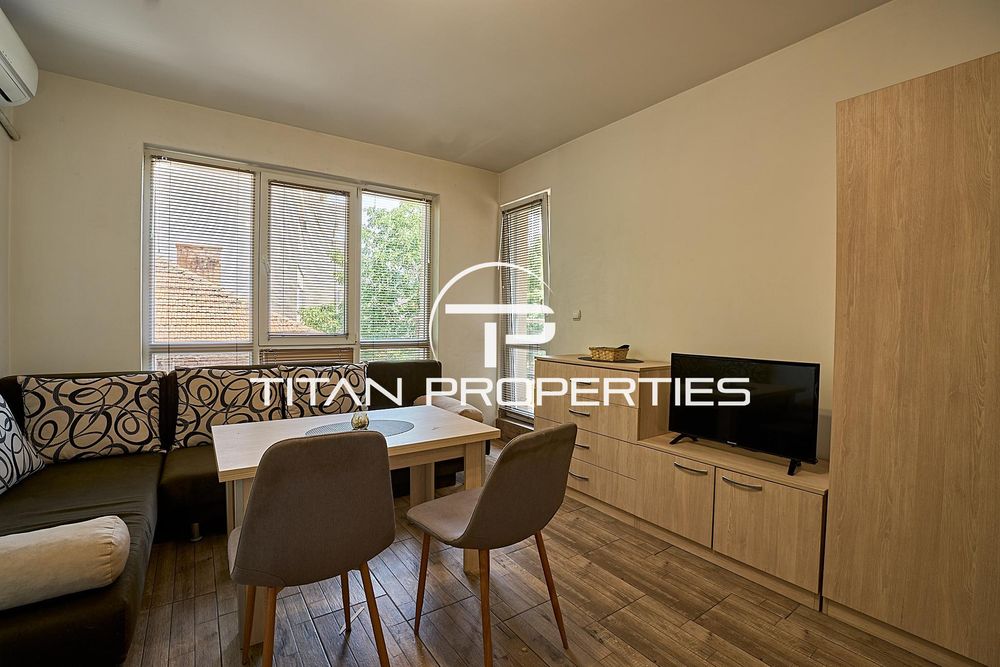 Дава се под наем Едностаен апартамент в Пловдив, Кършияка - 35 кв.м за 300 € - Снимка #1