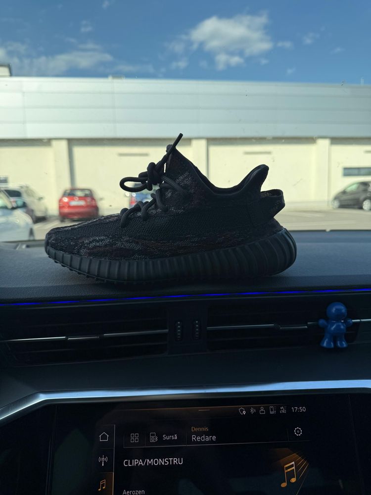 Yeezy Mx Rock v2 350