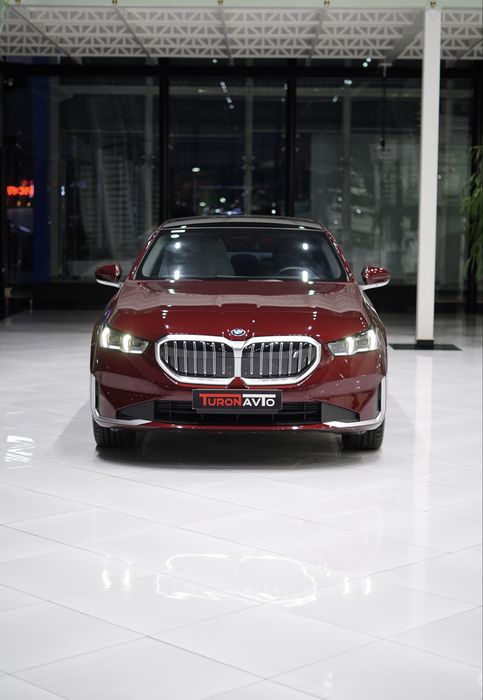 BMW i5 35L eDrive
