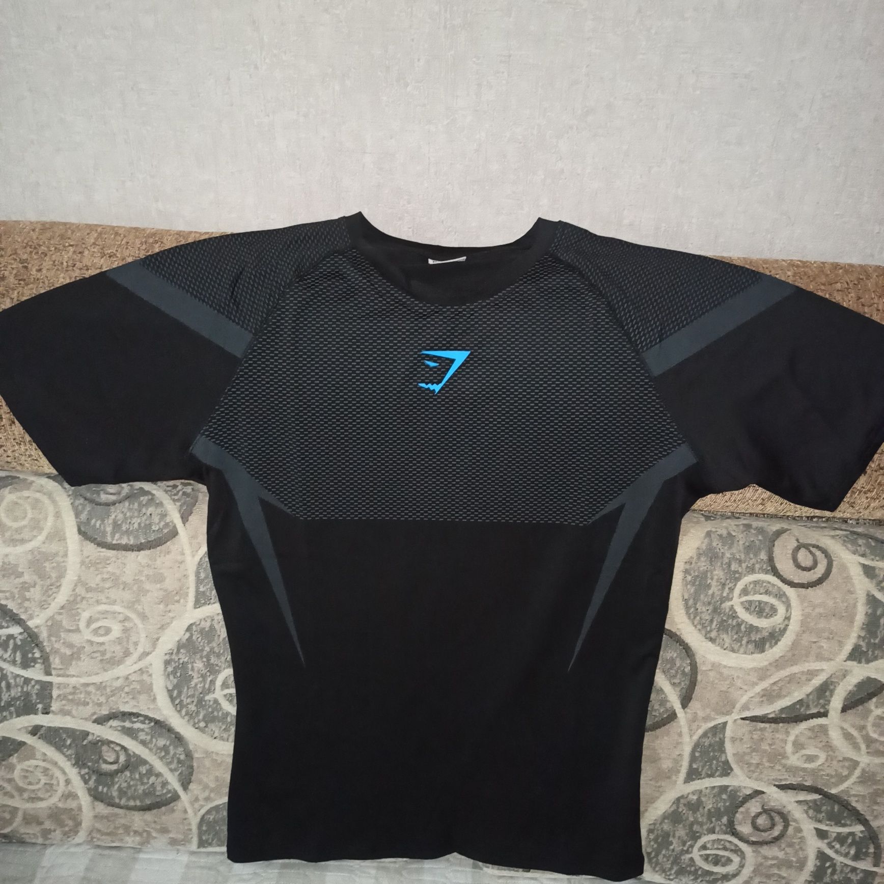 Gymshark onyx v5