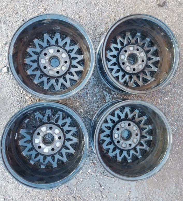 4 диска R14. На Мазду. 5×114.3