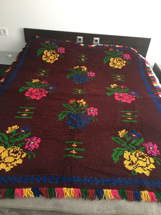 НОВИ Китеници ръчно тъкани със по 2 възглавници