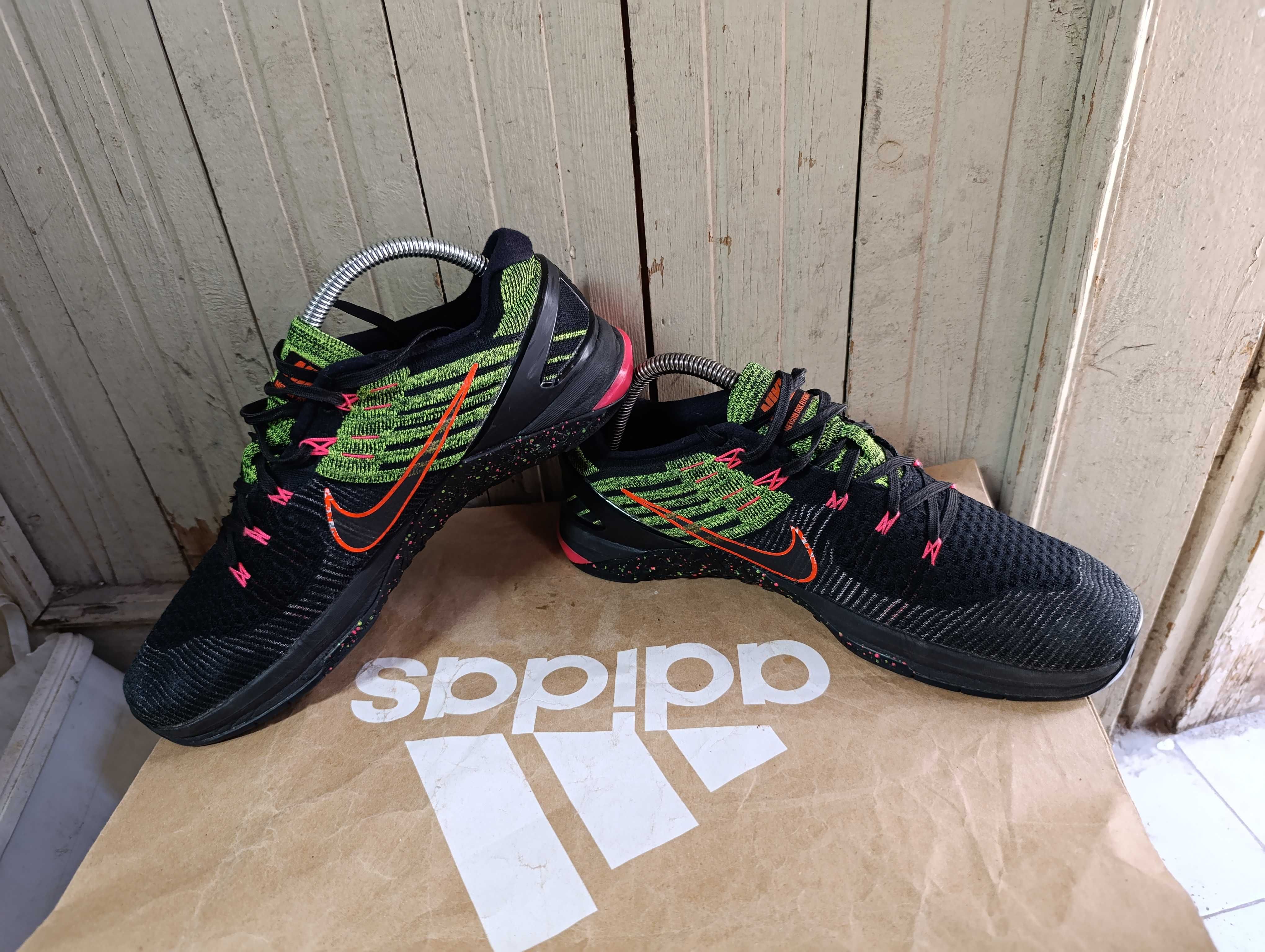 ''Nike Metcon DSX Flyknit''оригинални маратонки 42 номер