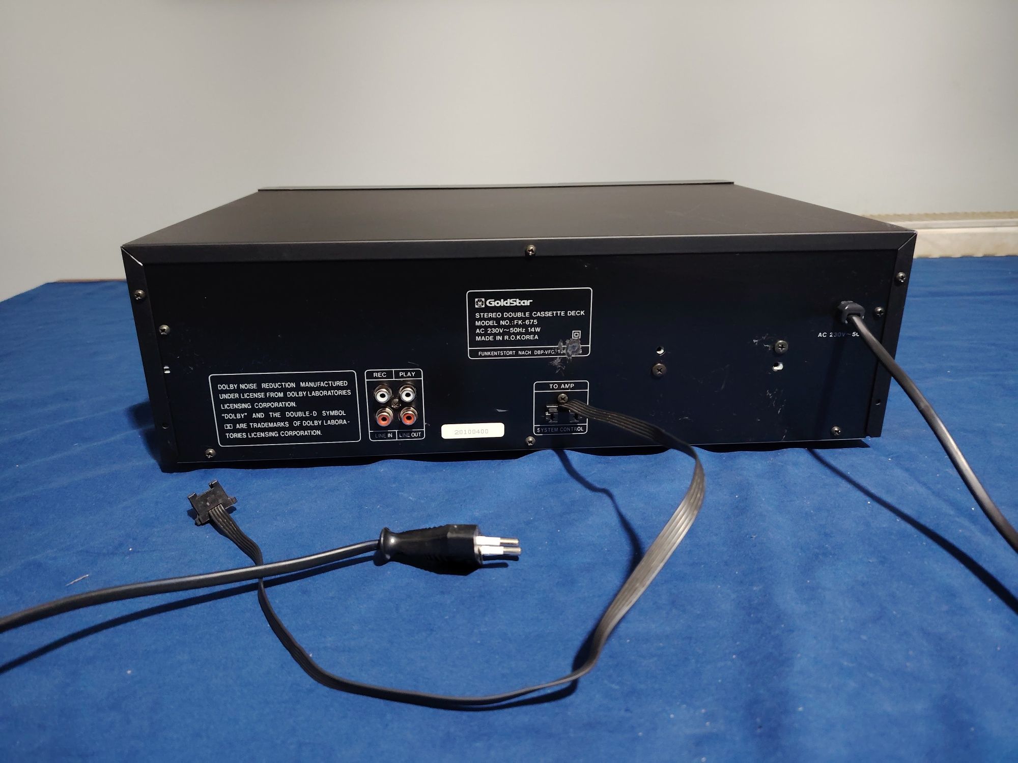 GoldStar model FK-675 deck, defect.