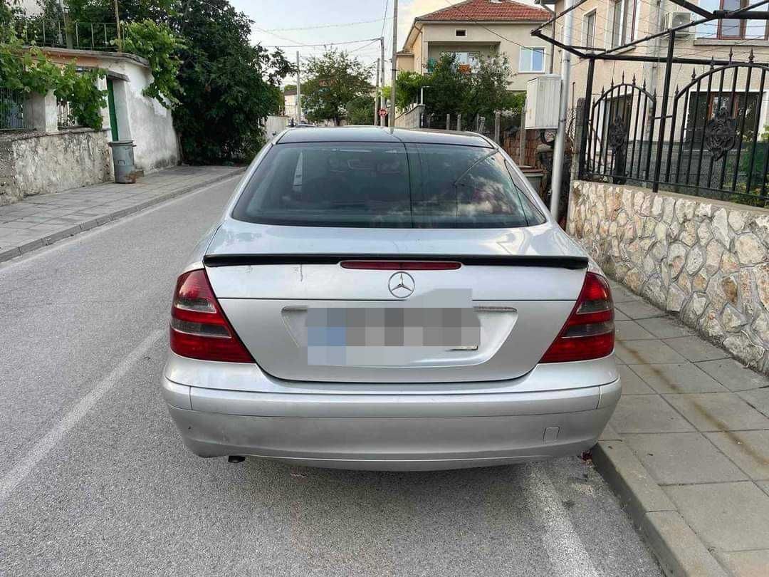 Мерцедес w211 е220d  НА ЧАСТИ