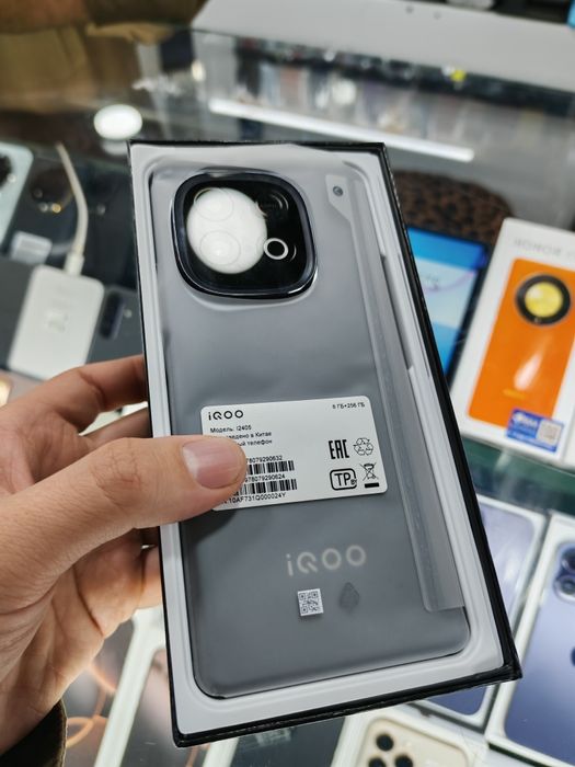 Iqoo Neo 10 8/256 Gb sotiladi
