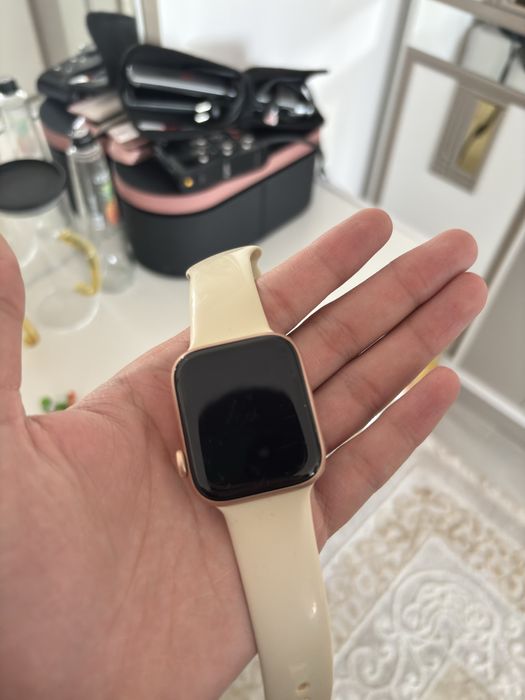 Продается эпл ватч