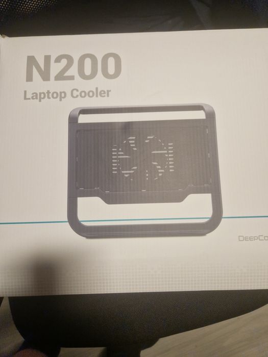Vând suport laptop DeepCool N200