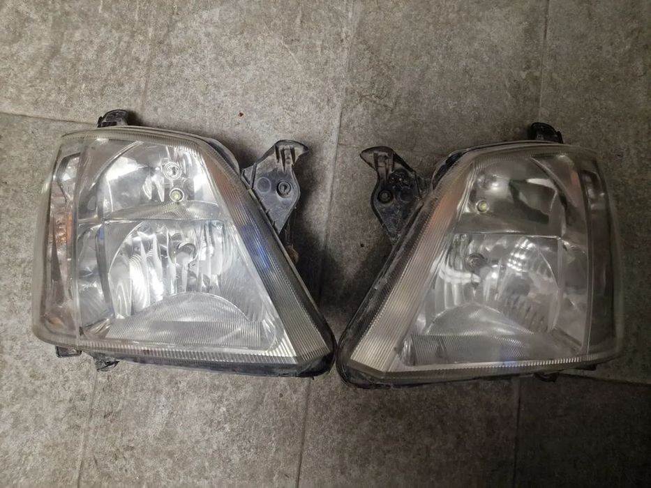 Far/faruri Opel Meriva A