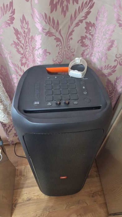 Jbl PartyBox 1000. 1100w stare 9:10