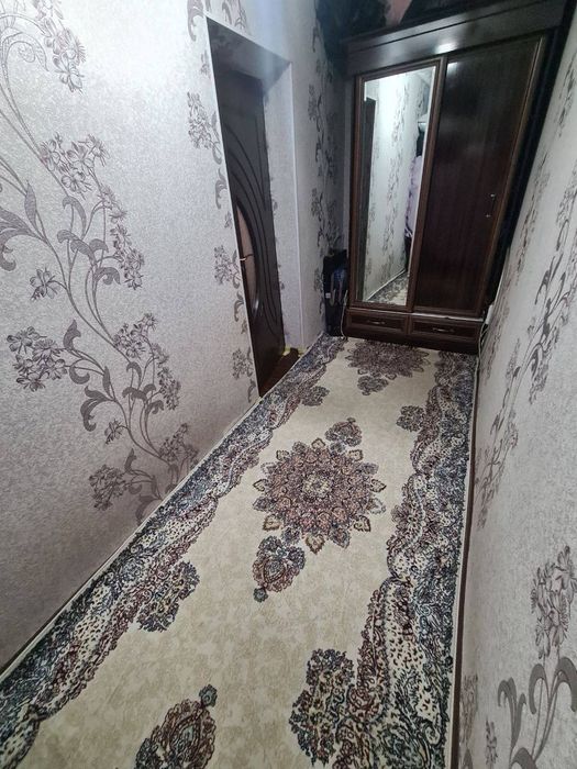 Продаю квартиру Яшнабадский р-он Авиасозлар-2. 1-ком 1-этаж 9-этажном