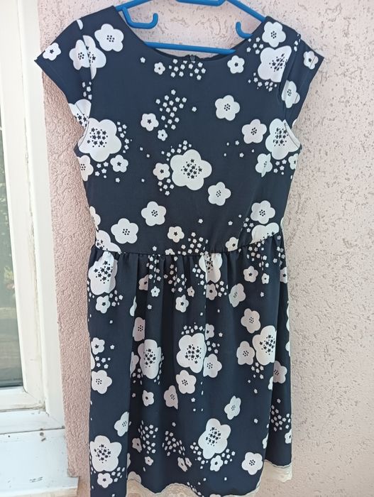 Rochie de nuntă elegantă mărimea L