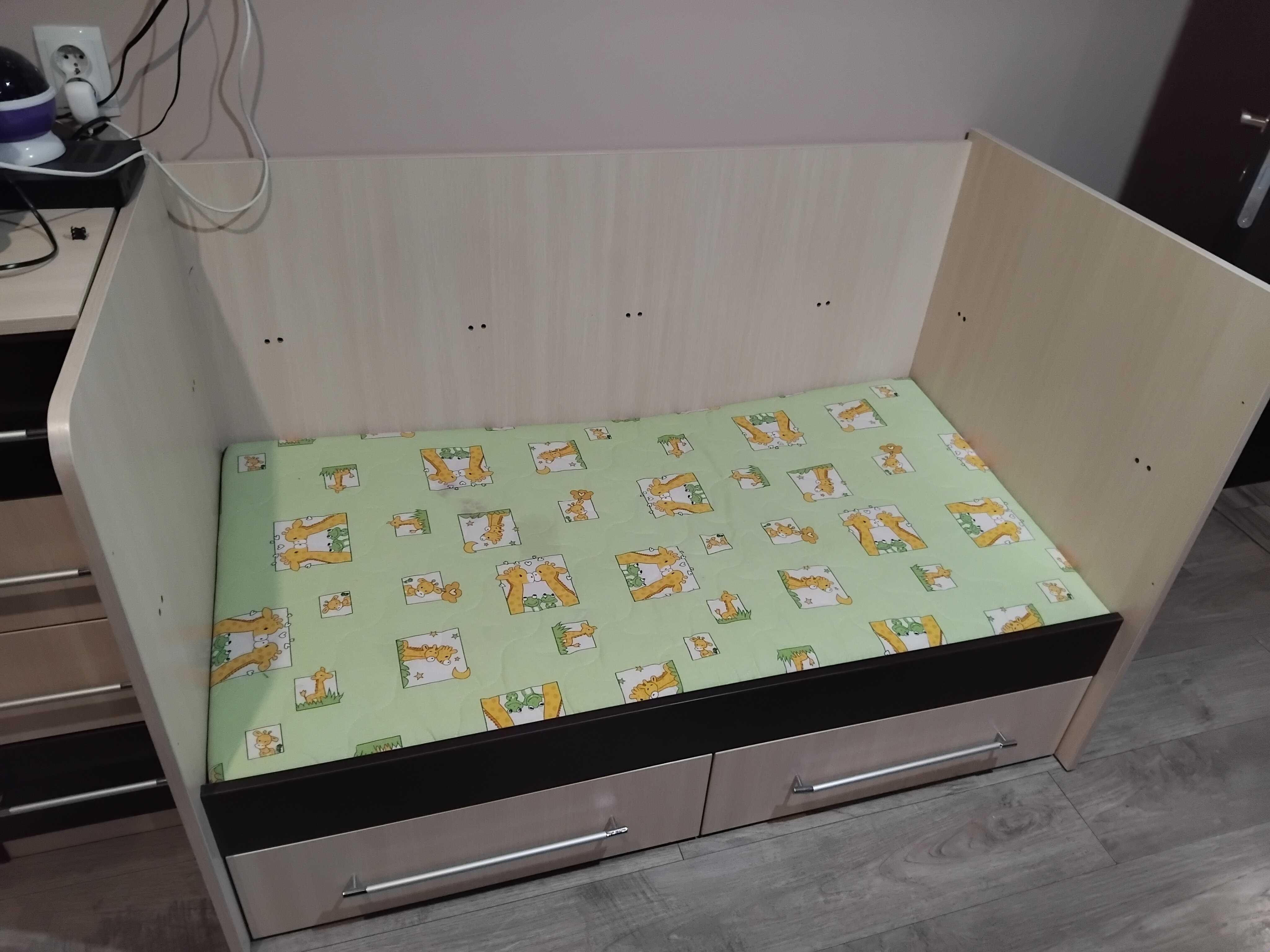 Детско креватче с размери 144×77