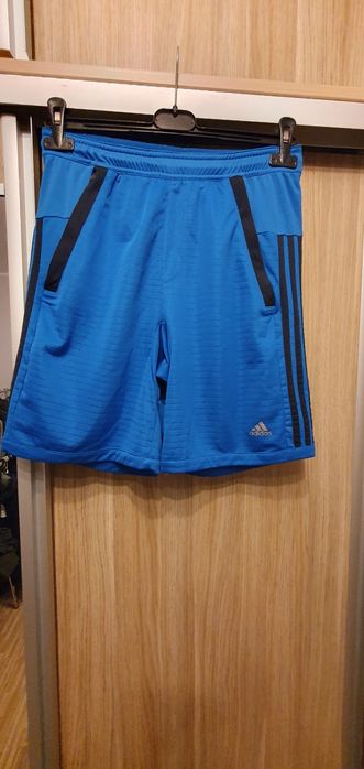 Vand sort/ pantalon scurt adidas