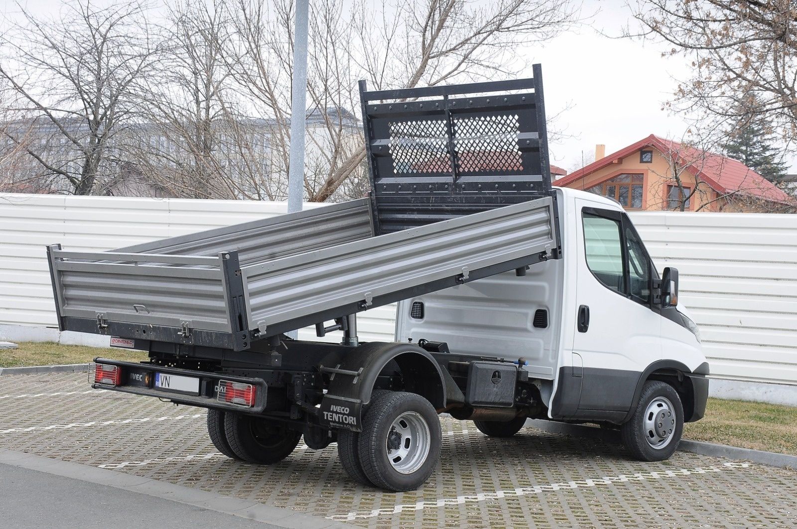 IVECO Daily 35C150 Basculabil 2015 150 CP  AC Cat. B // 135000KM