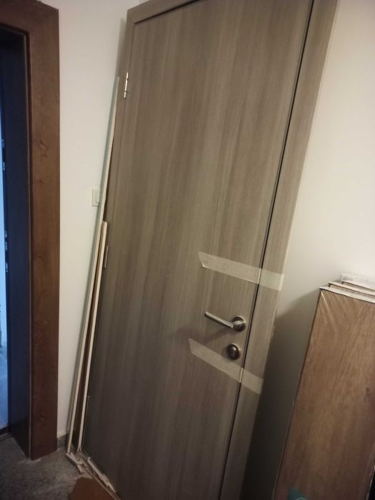 Интериорни врати 2бр.