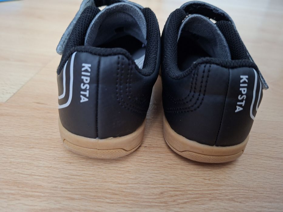 Лот маратонки, номер 33