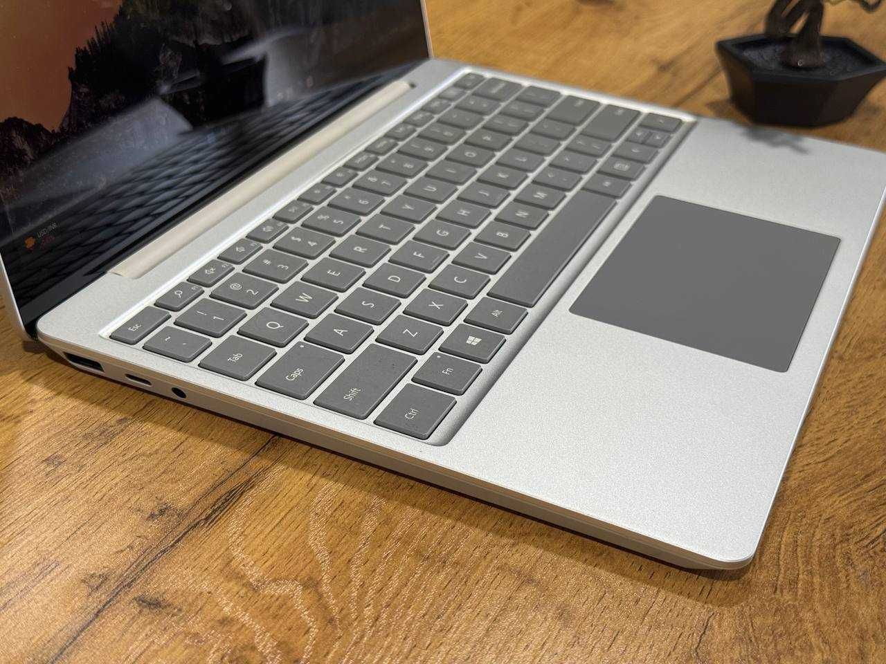 Surface Laptop GO / i5-1035G1/ 16Gb / 256Gb / Сенсорный *TouchID