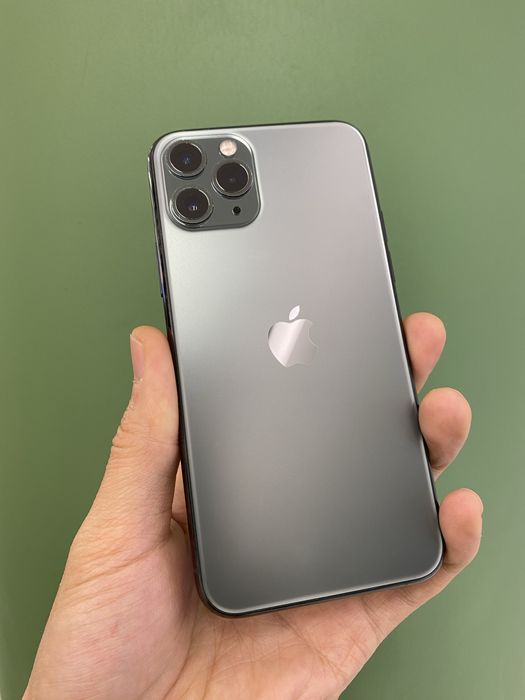 Продам айфон 11 про