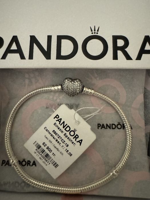 Pandora браслет в форме сердца