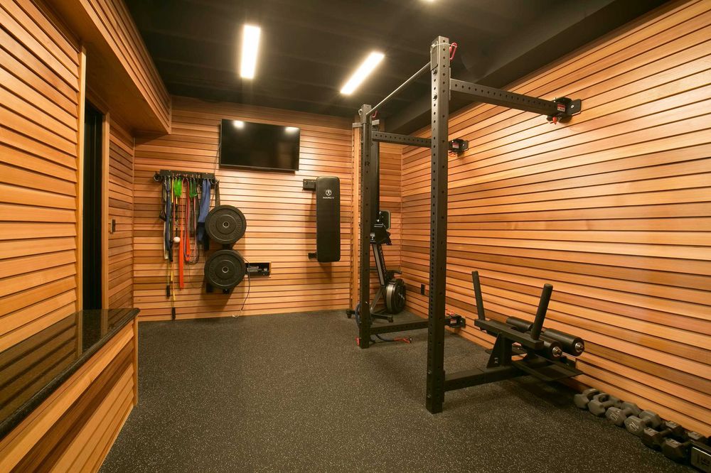 Търговско помещение. Фитнес или йога зала. Спортен център. GYM. Склад