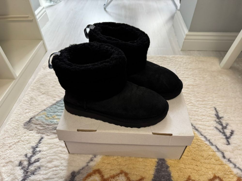 vand UGG dama mas 40