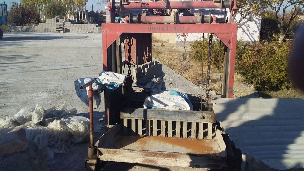 Shlakablok uskunalari