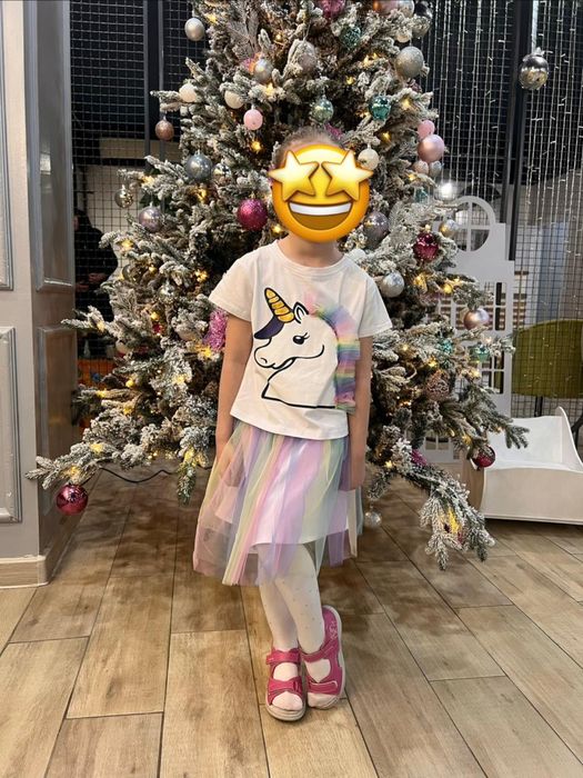 Костюм нарядный на 116-122