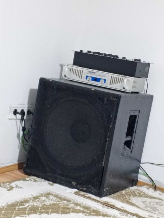 Bass pe 18 cu o putere si mixer