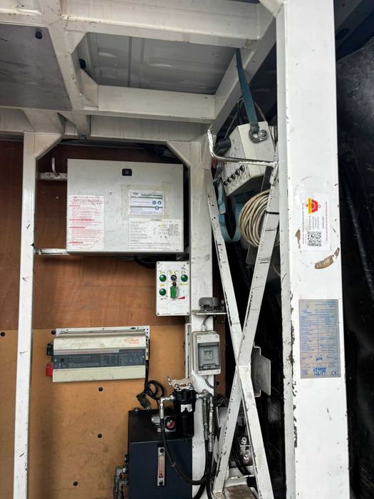 Nacelă Renault France Élévateur 152TPF