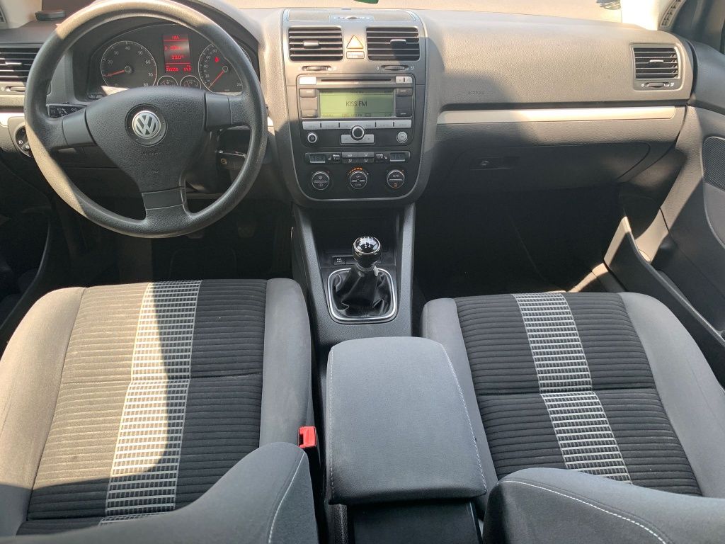 Volkswagen Golf 5/ 1.6 MPI/