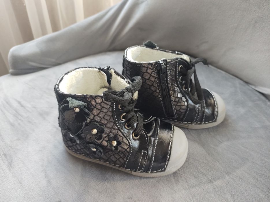 Преходни ботички на Ponki