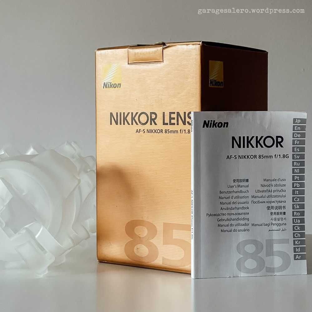 Obiectiv portret Nikon 85mm f/1.8 AF-S G pachet complet aproape nou