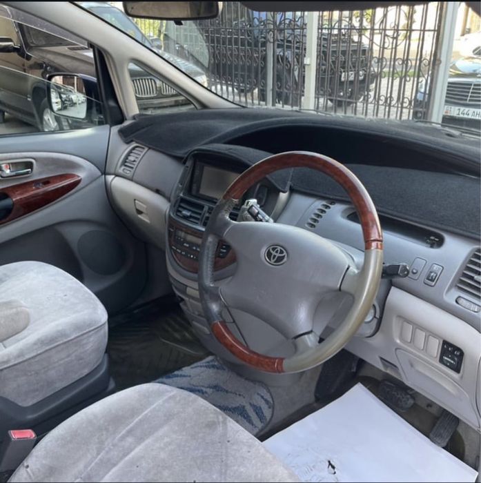 Toyota Estima 2001 сиденья салон разбор