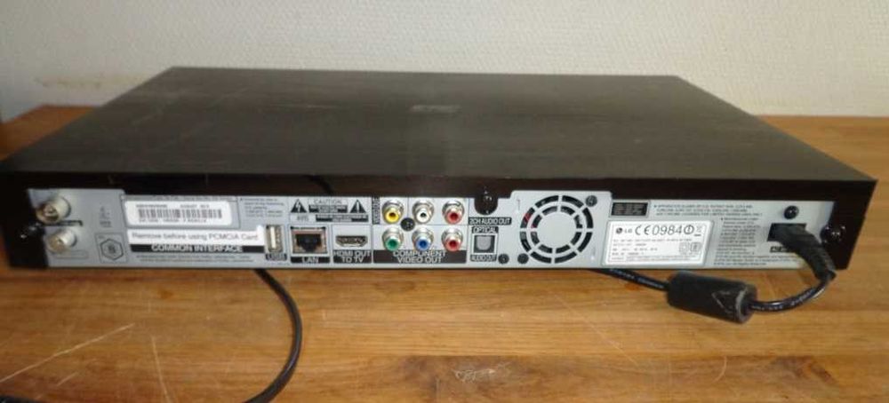 LG HD Recorder / 3D BLU-RAY/HDD Combo HD tuner