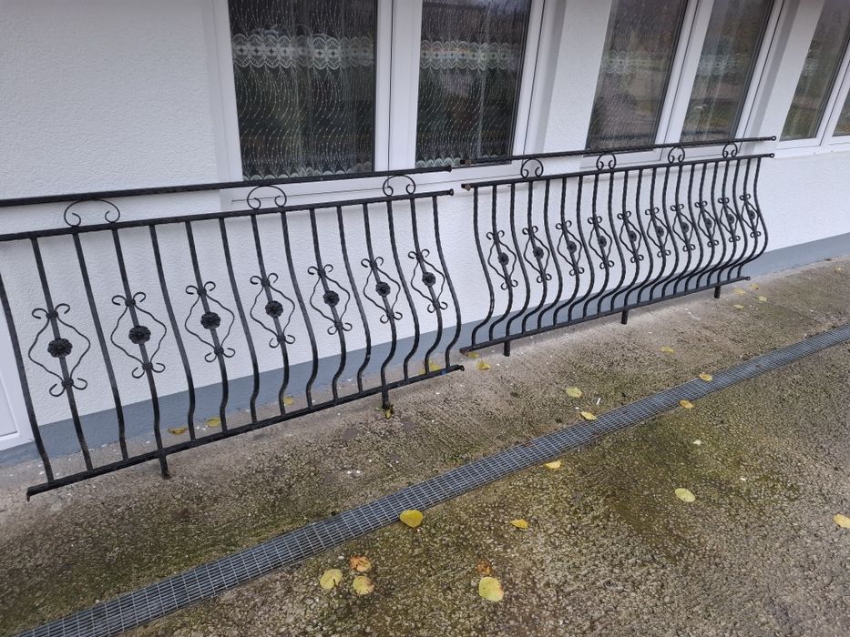 Vând balustradă de balcon folosita (preț pe bucată)