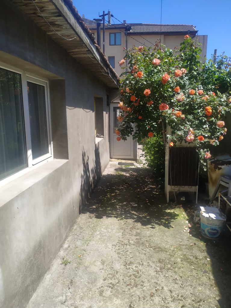 Продава се Къща в Варна, Автогара - 100 кв.м за 1600 €/кв.м - Снимка #11