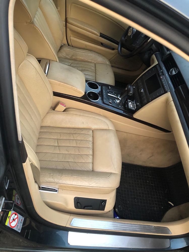 Dezmembrez VW Phaeton