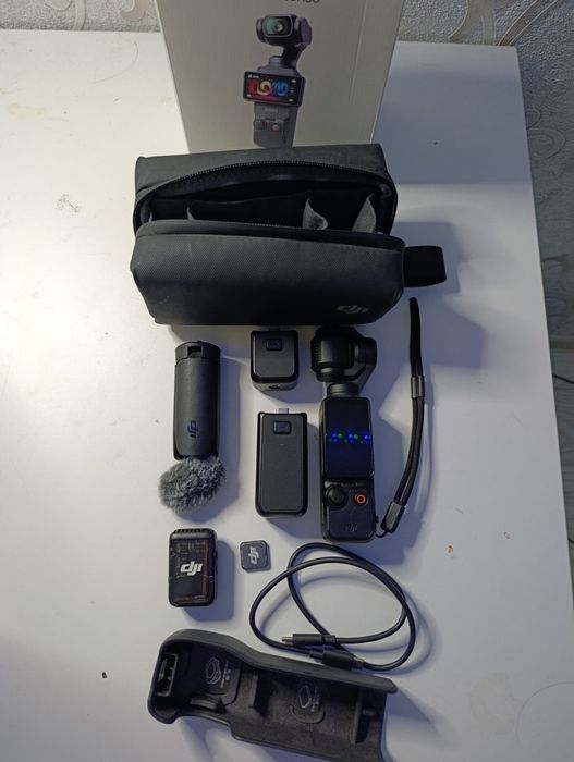 Dji osmo pocket 3 COMBO + Карта памяти Kingston Canvas Go Plus Новый