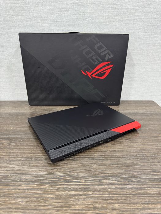 16-Ядерный Asus ROG Strix Ryzen-7 RTX3050 DDR6 в Идеальном Состоянии!