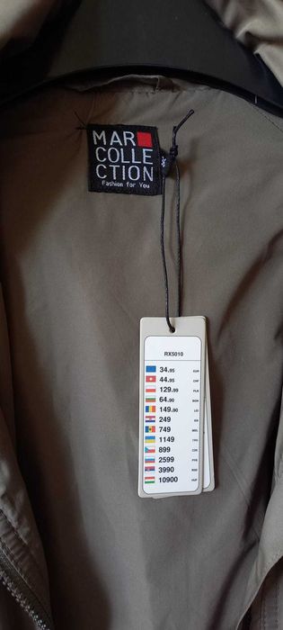Jacheta dama ploaie /vant cu gluga ,noua ,marime M/38