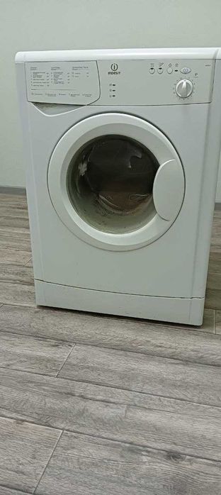 Продаётся стиральная машинка INDESIT