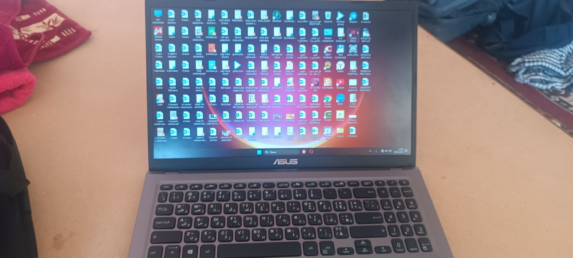 Kompyuter Asus M 515 U