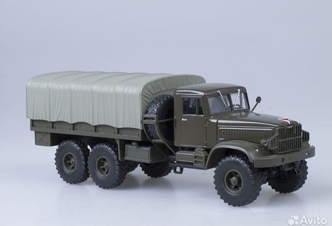 Коллекционная модель краз 214 в масштабе 1:43