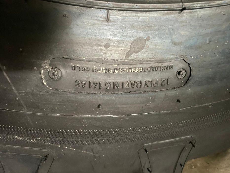 LICHIDARE STOC 16.9-38 anvelope tractor spate livrare RAPIDA