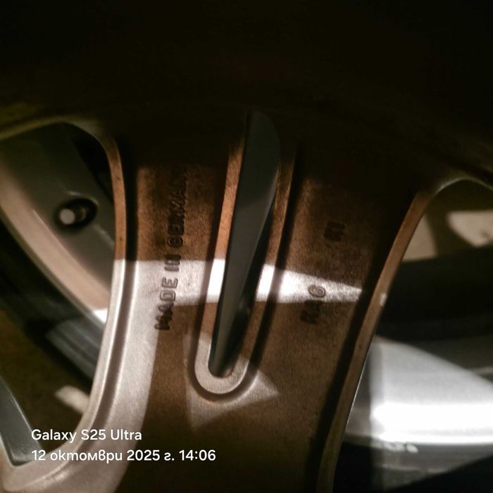 Продавам джанти спорт пакет от MERCEDES CLS с гуми Мишелин пилот спорт
