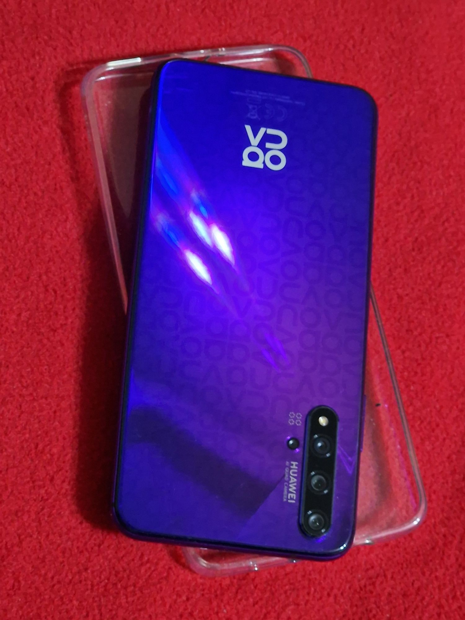 Huawei Nova 5T Purple 128Gb, 6Gb Ram, Husa inclusa. Pret 750 lei.