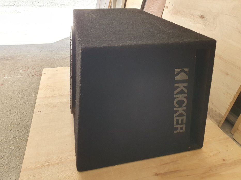 Бас Каса 15" Kicker ES 154 450W RMS